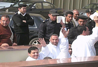 خالد حمزة.. عضوًا فخريًّا بالعربية لحقوق الإنسان