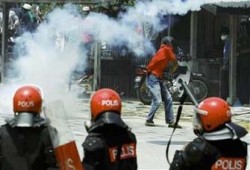 ماليزيا.. نهاية الاقتراع واعتقالات للمعارضة