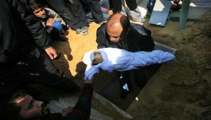 رايس.. وغزة وبيروت والقاهرة