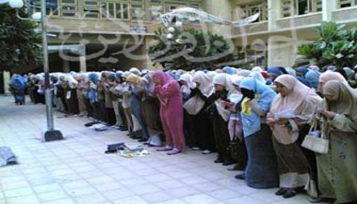 مظاهرة طلابية وصلاة غائب بدمنهور والإسكندرية ردًّا على مجازر غزة