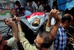 ثلاثة شهداء في قصف صهيوني على بيت حانون!