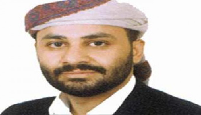 الشيخ حميد بن الأحمر.. العيش في جلباب الوالد