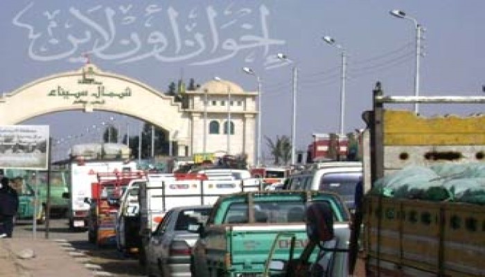 استمرار احتجاز السلطات المصرية للمعونات المتجهة إلى غزة