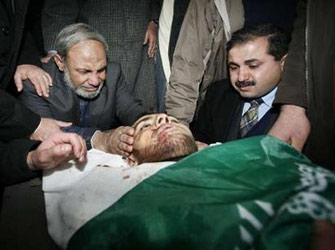 رسالة إلى المجاهد محمود الزهار.. والد الشهيدين