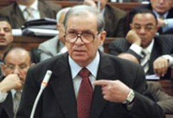 جودت الملط يعلن سقوط حكومة نظيف