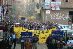 الأستاذ أحمد حسانين.. صرحٌ شامخٌ ودَّعناه