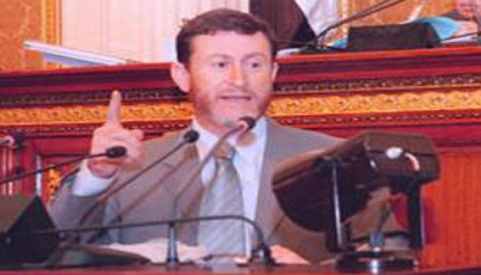 سؤال برلماني يكشف ارتفاع أسعار 288 صنفًا من الأدوية خلال عامين!!