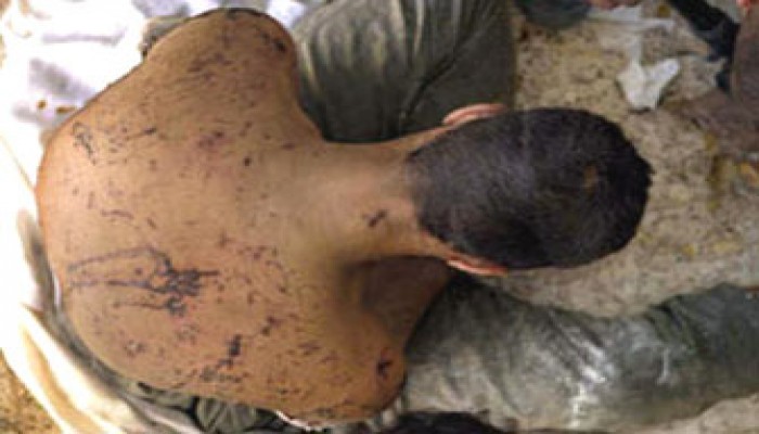 التعذيب في مصر وتفجيرات العراق والمفاوضات الغامضة.. عناوين عالمية بارزة