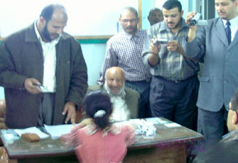 القاضي وعقل ونور الدين وعوض الله والديب يعلنون نتائج قرعة الحج