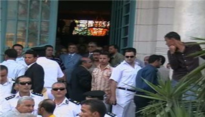 أنقذوا طلاب الجامعة