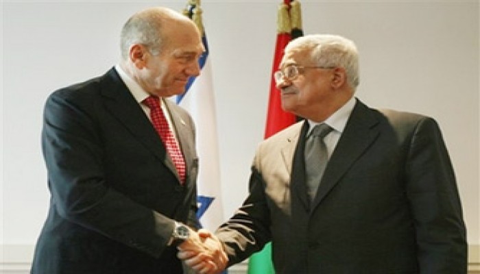 أنباء عن تنازل عباس عن حق العودة وخطط صهيونية لاجتياح غزة