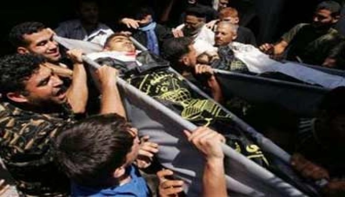 استشهاد ثلاثة فلسطينيين في قصفٍ بحري صهيوني على غزة