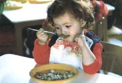 نصائح الخبراء للأمهات: احذري سوء تغذية طفلك