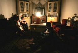 قطاع غزة تحت الحصار.. والسلطة الفلسطينية تتفرج!!