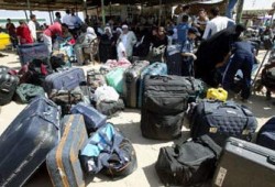 محاولات مصرية لتمرير 250 عالقًا فلسطينيًّا من معبر رفح بدلاً من العوجة