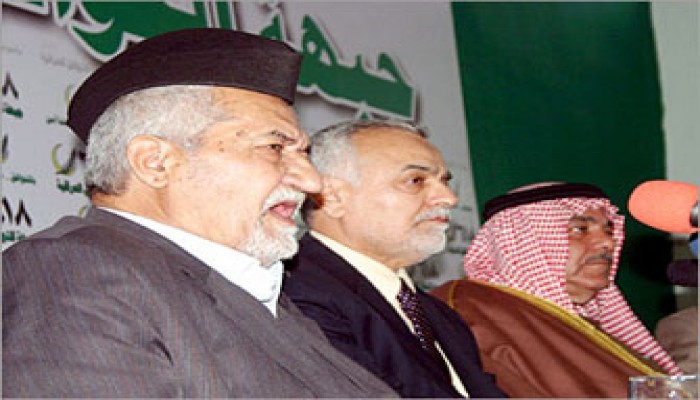 مساعٍ مكثفة لإعادة "التوافق" للحكومة العراقية ومقتل العشرات في بغداد