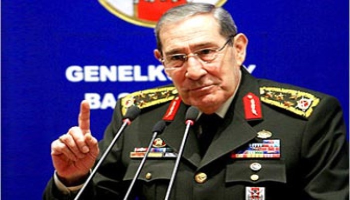 الجيش التركي يُصعِّد بشأن منصب الرئيس و"العدالة" يترقَّب!!