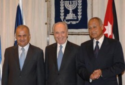 صحف العالم تعلن فشل "الزيارة العربية" للكيان الصهيوني