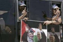 تحذيرات من استغلال الإفراج عن الأسرى لتعميق الانقسام الفلسطيني