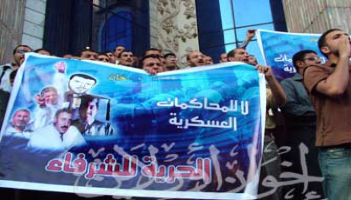 حشد كبير من الصحفيين والقوى السياسية للمطالبة بالإفراج عن عز الدين