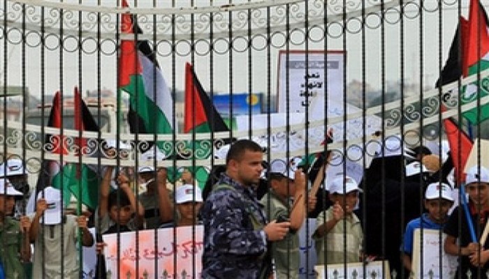 قافلة إعلامية وإنسانية لمساندة العالقين بمنفذ رفح