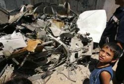 غارة صهيونية على غزة ولقاء جديد بين عباس وأولمرت