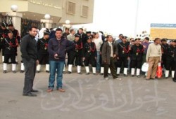 مشادات واعتقالات في الجلسة الثالثة للمحاكمة العسكرية لقيادات الإخوان