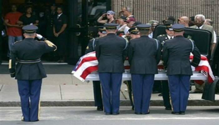 حرب العراق تكلف أمريكا 10 مليارات دولار شهريًّا