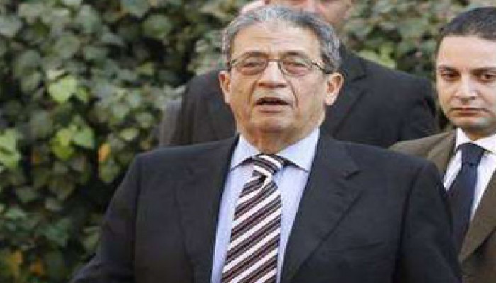 وفد من كتلة حماس في التشريعي الفلسطيني يلتقي عمرو موسى