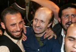 صحف العالم: إطلاق جونستون نجاح سياسي كبير لحماس