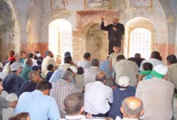 رسالة إلى المربين.. احذروا الإعجاب بالنفس