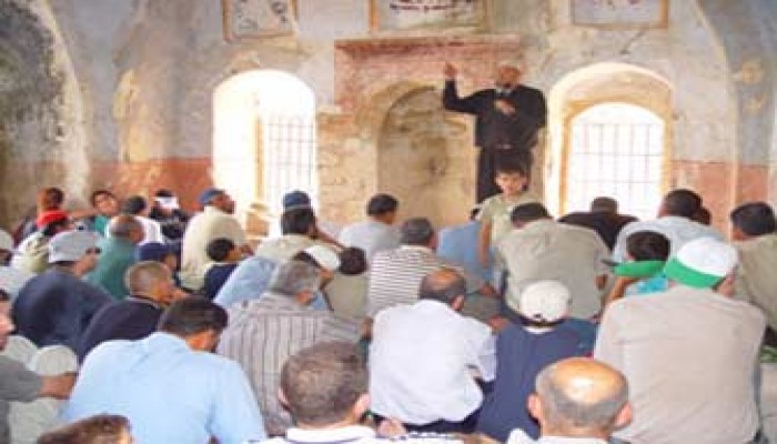 رسالة إلى المربين.. احذروا الإعجاب بالنفس