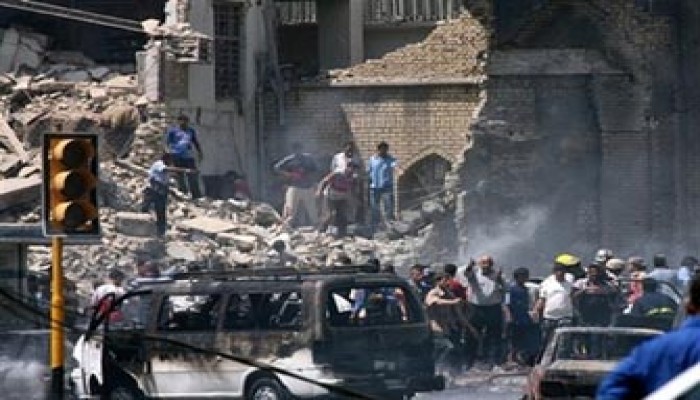 مئات القتلى والجرحى في يومٍ دامٍ واستمرار حملة بغداد