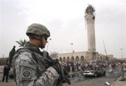 عراقيون يقومون بأعمال قتل وخطف واسعة ضد قوات الاحتلال