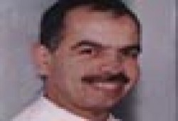 بدر محمد بدر يكتب: 21 عامًا على رحيل الداعية الرباني عمر التلمساني