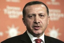 حزب العدالة يطلب إجراء انتخابات مبكرة وأردوجان يفتح النار على العلمانيين