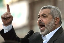 هنية يؤكد الالتزام بإطلاق الأسرى والقسام تهدد بأسر المزيد من الصهاينة