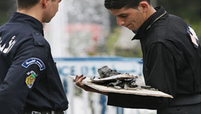 كشف هوية أحد منفذي تفجيرات الجزائر وتحذيرات من هجمات جديدة