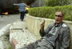 30 قتيلاً في انفجارين بالعاصمة الجزائرية أحدهما أمام القصر الحكومي