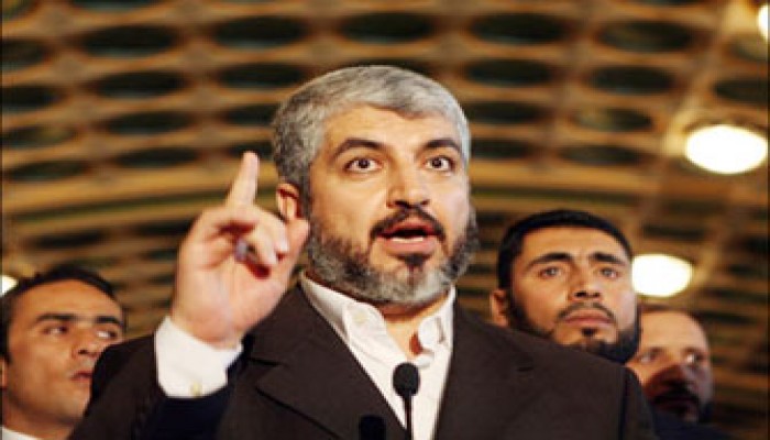 مشعل ينتقد الادعاءات الأمريكية بنشر الديمقراطية وحماس تدعو لوقف "اقتتال العائلات"