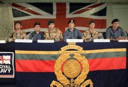 "حرب تصريحات" إيرانية غربية حول البحَّارة وقائدهم يعترف بالتجسس