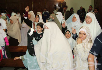 القضاء الإداري يؤجل الحكم في الطعن على قرار الإحالة للمحاكمة العسكرية إلى 17 أبريل