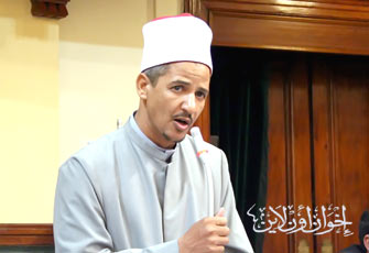 نائب الإخوان بالمراغة ينهي نزاع عائلتين استمر 30 عامًا