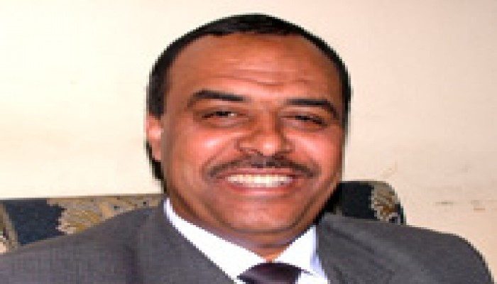 طلب إحاطة لعباس حول مستحقات خريجي معهد الصيارفة بالسويس