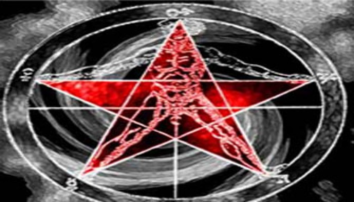 تلاميذ مغاربة يعبدون "الشيطان".. والخبراء يحذرون من تراجع دور الأسرة