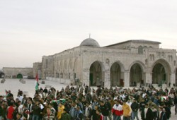 جدل ساخن في مجلس الشعب حول طرد السفير الصهيوني من القاهرة