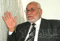 المرشد العام: شرعيتنا نستمدها من الشارع وليس من الأنظمة