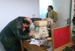 400 مريض يستفيدون من قافلة طبية ينظمها مجدي عاشور