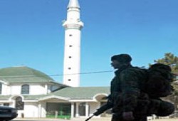 تأجيل مباحثات التسوية في كوسوفا بناءً على طلب صربي والألبان يوافقون