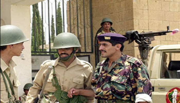 اشتباكات بين أنصار الحوثي والجيش اليمني